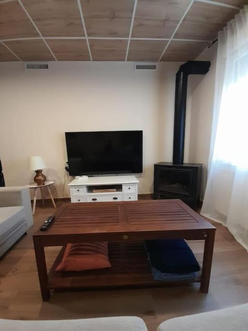 Villa Vivienda Turistica Vino Tinto Almonacid de Toledo Esterno foto